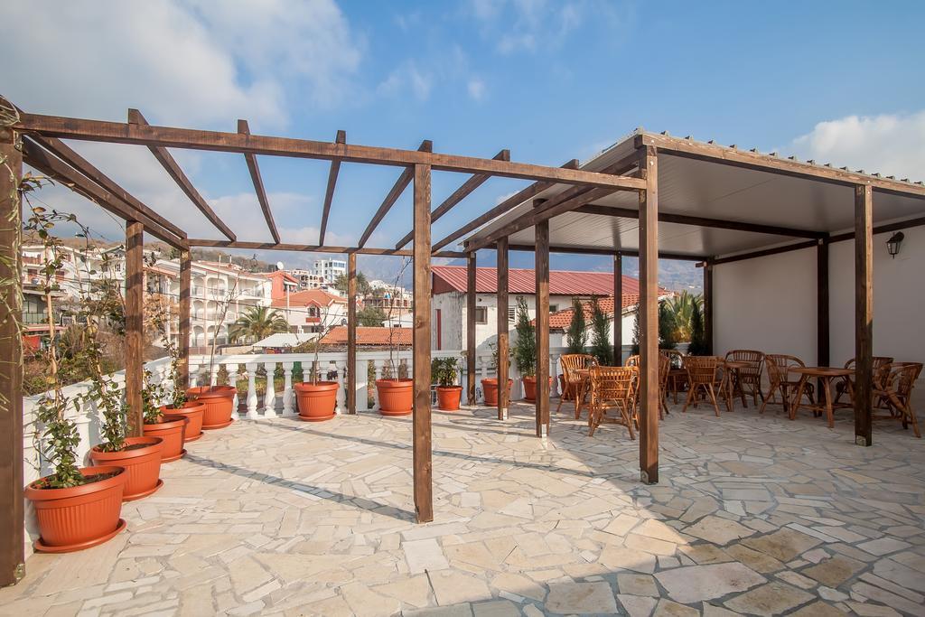 Rooms And Apartments Milana Bar Kültér fotó